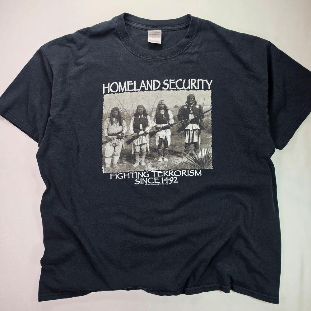 Vintage Y2K Homeland Security Fighting Terrorism Sitting Bull Hunkpapa Lakota XL - Picture 7 of 9